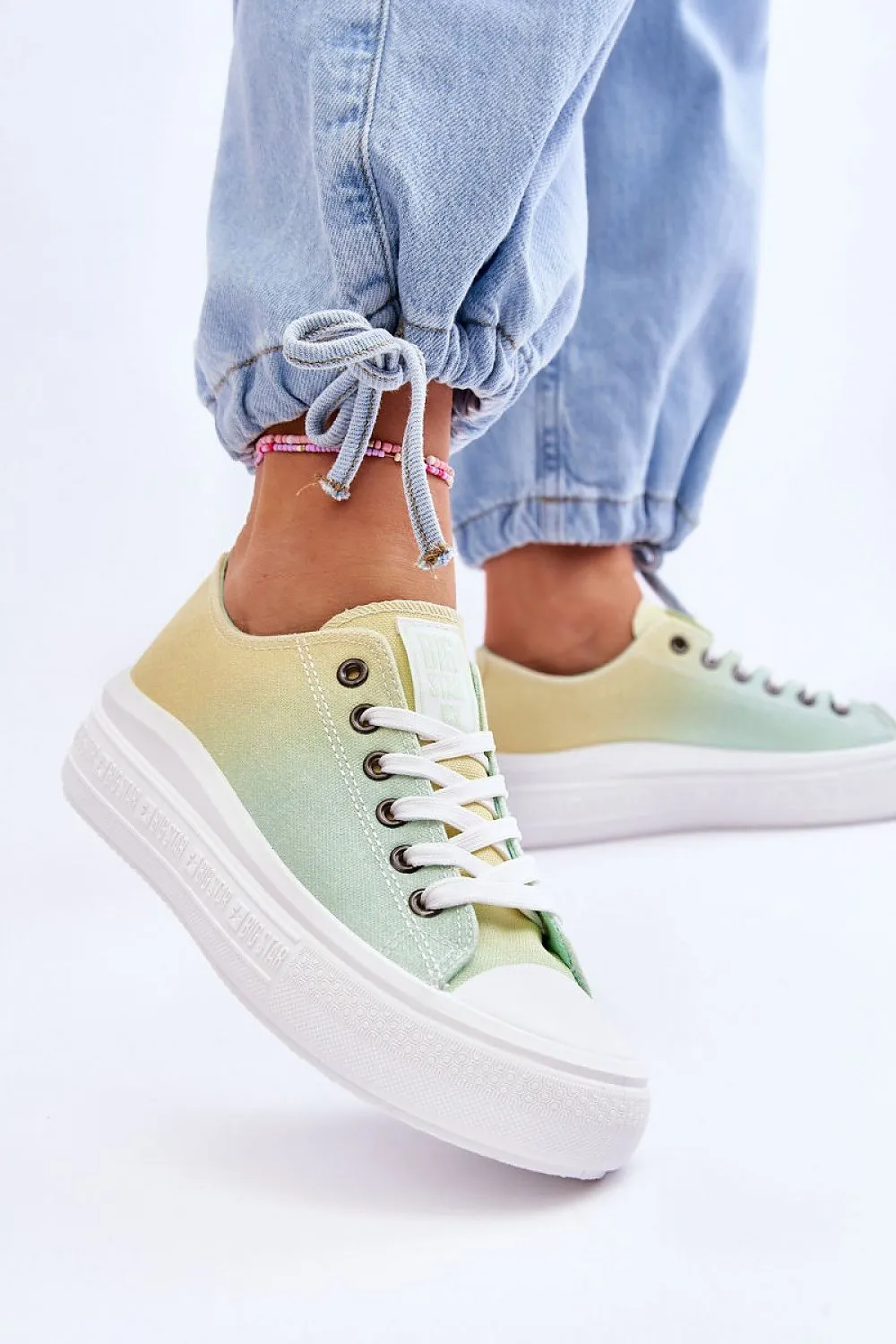 Classic Green Gradient Step in Style Sneakers