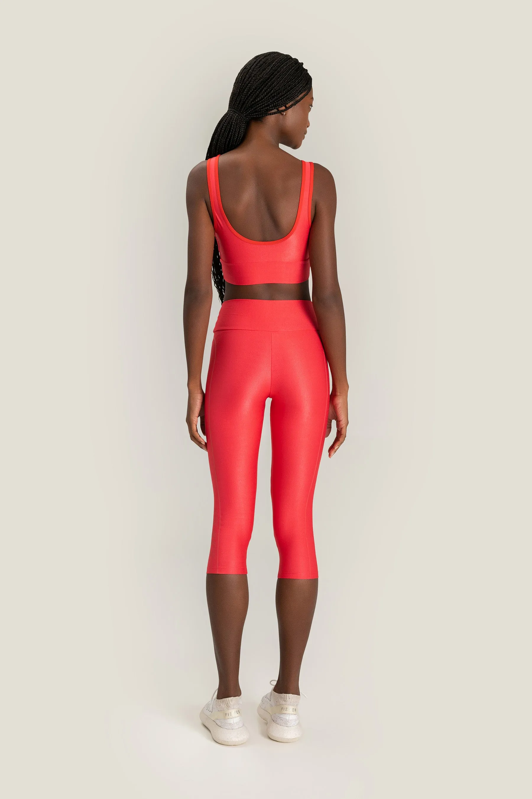 Essential LIVE! Mid Line Sports Bra