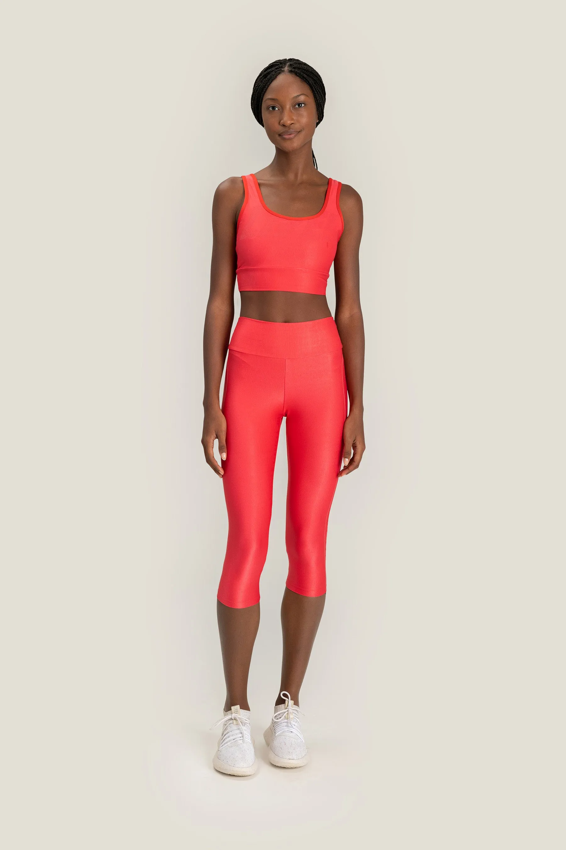 Essential LIVE! Mid Line Sports Bra