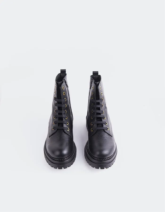 Fidelina Black Leather