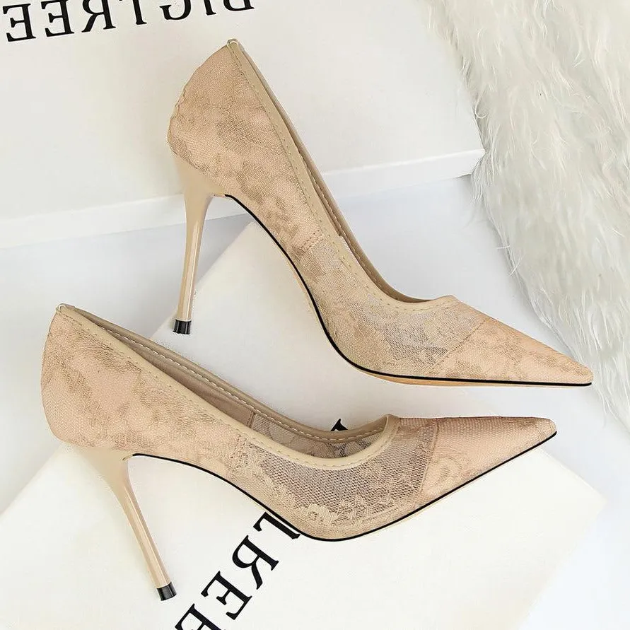 Lace Panel Point Toe Stiletto Heeled Court Pumps