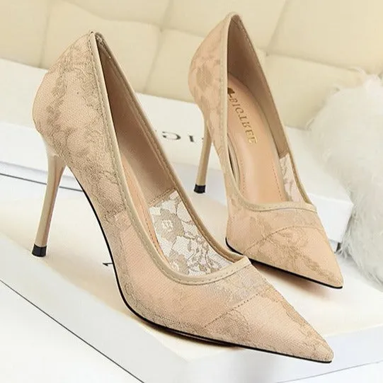 Lace Panel Point Toe Stiletto Heeled Court Pumps