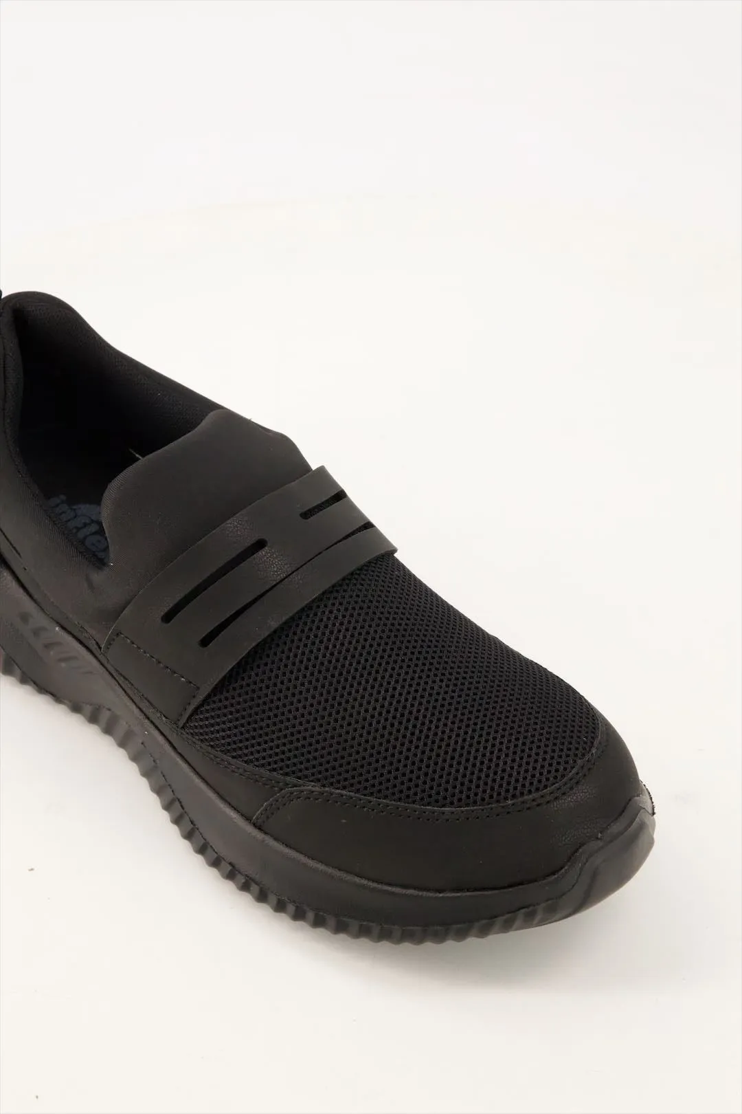 Men Black Sports shoes