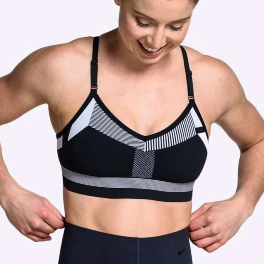 Nike Flyknit Indy - Women's Medium Support Sports Bra - Black/White