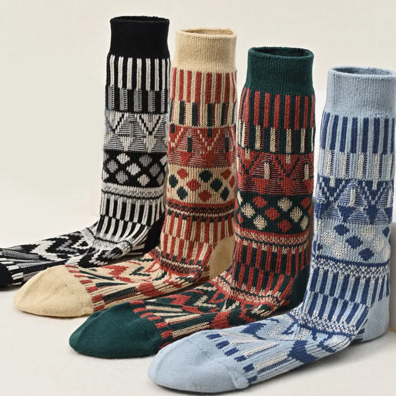 Plus Size Retro Pattern Crew Socks(2 Pairs)