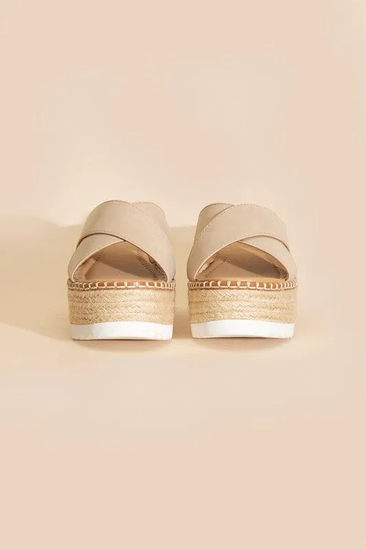 RAFFIA PLATFORM SLIDES