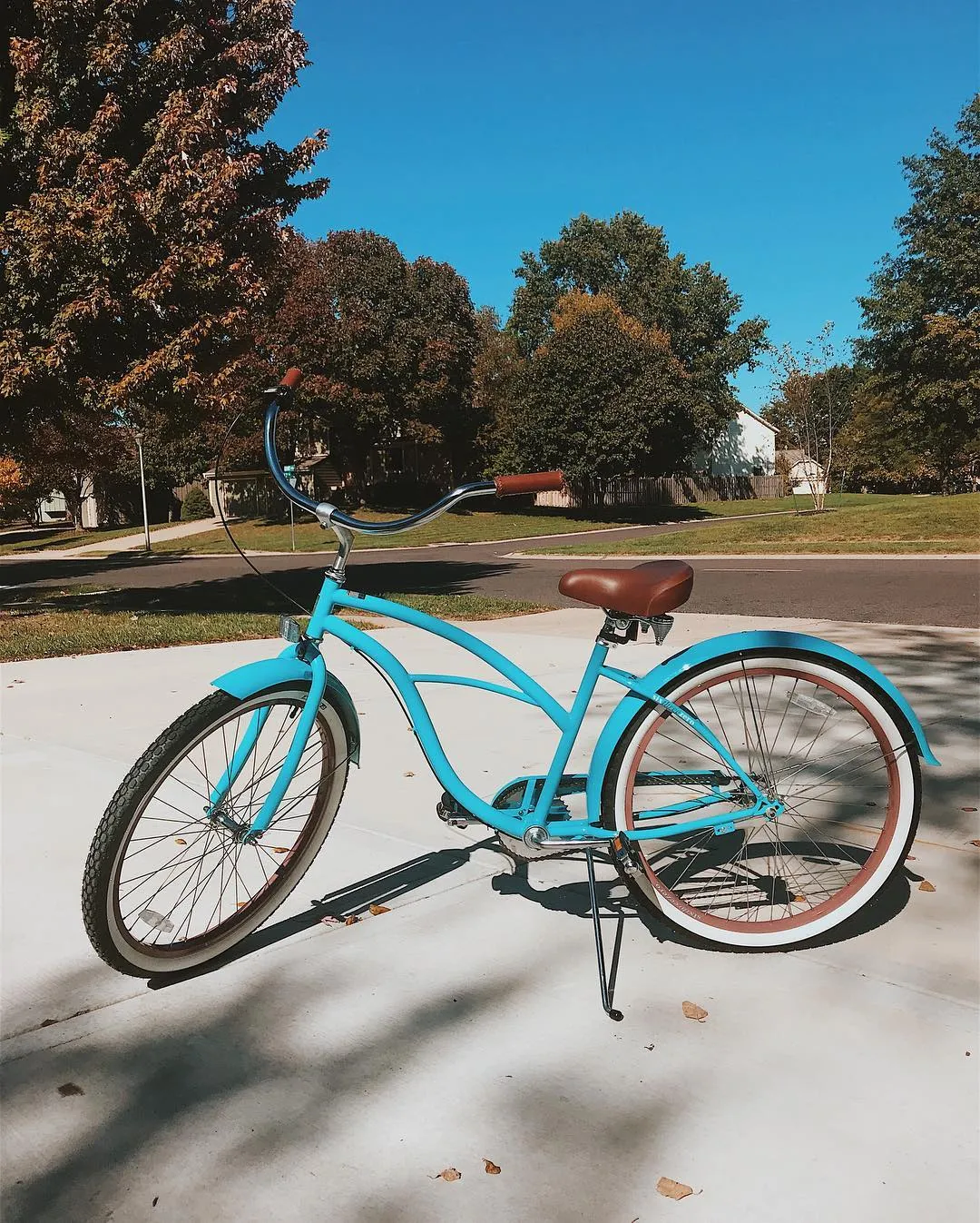 sixthreezero Scholar Women's 26" 21 Speed Beach Cruiser Bicycle