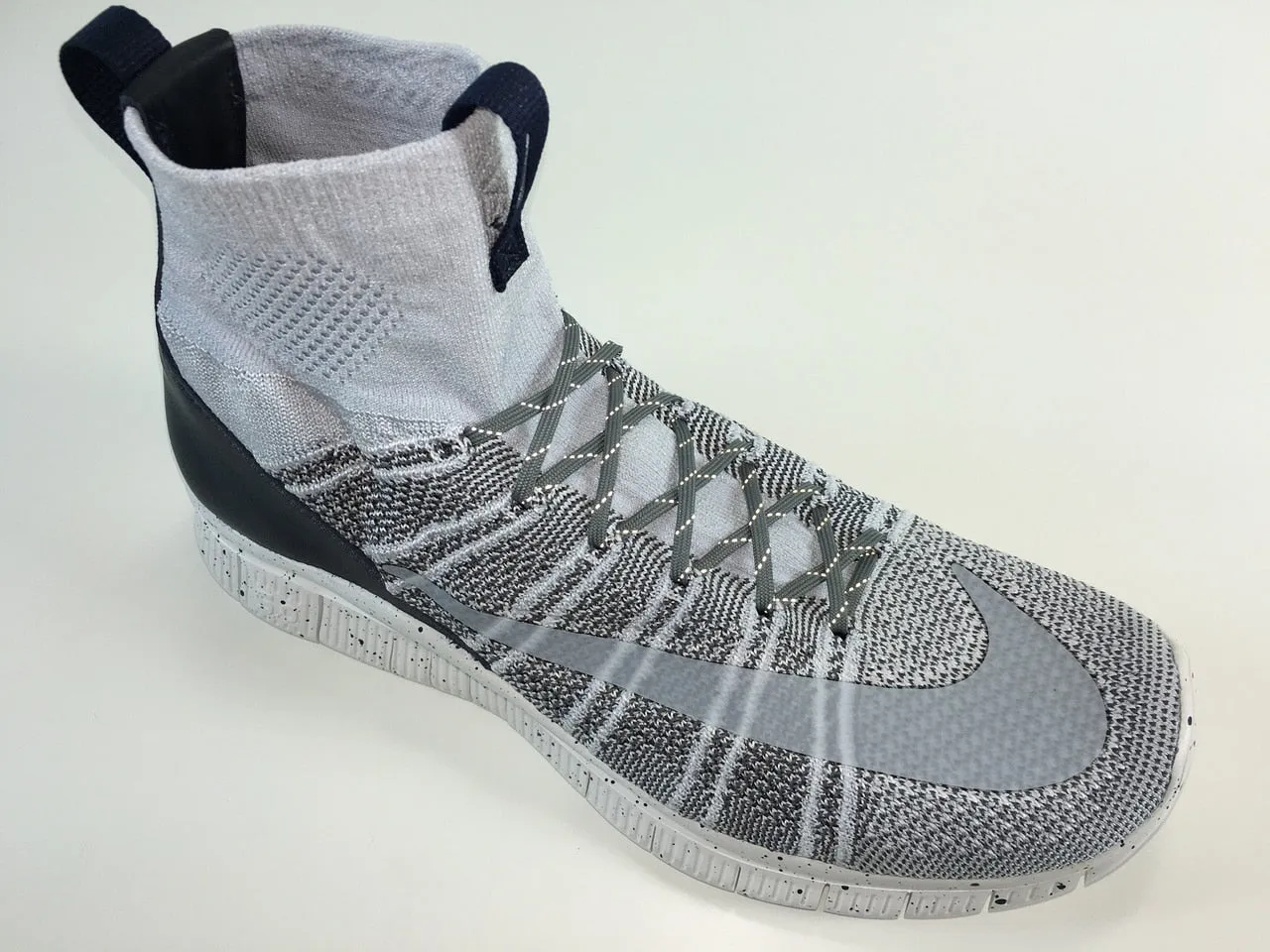 SR4U Reflective Steel Grey