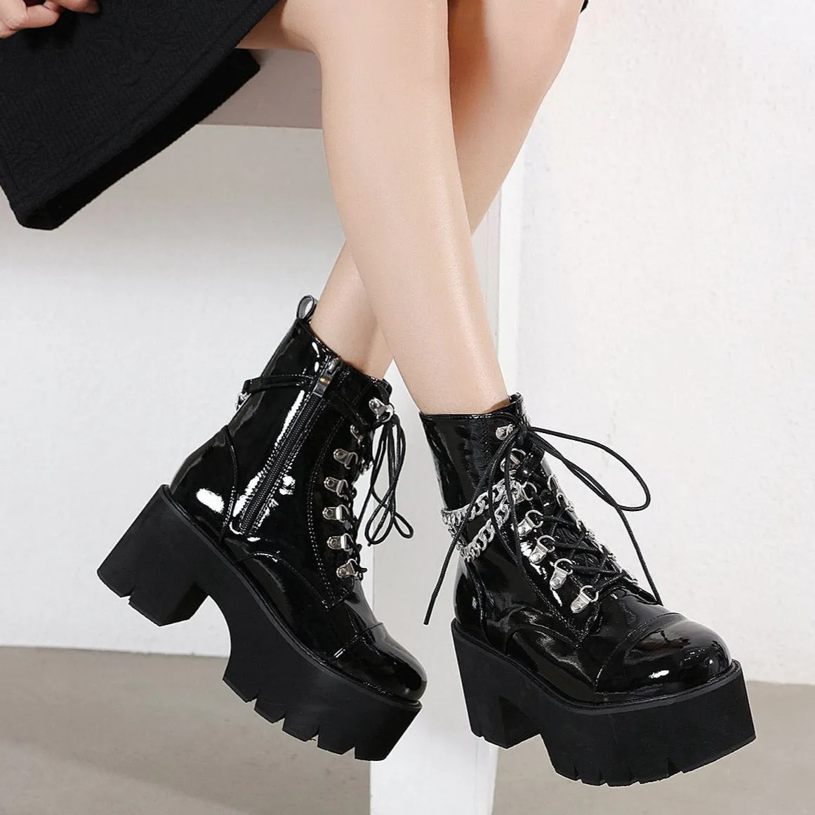 Thick-soled Patent Leather Chain Elements Lace-up Padded Boots