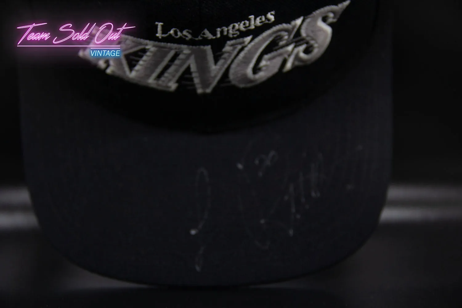 Vintage Starter Los Angeles Kings Motion Script Snapback Hat NHL