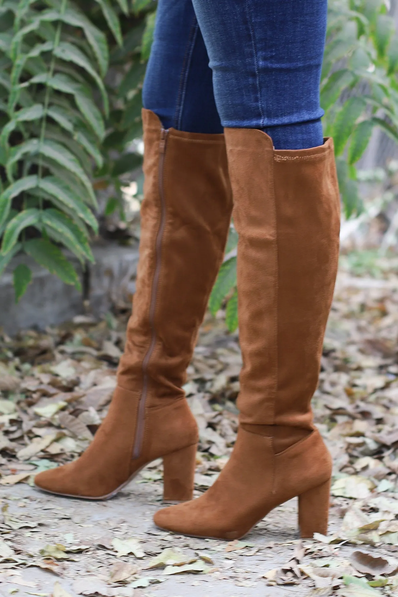 Whiskey Girl Boots: Tan